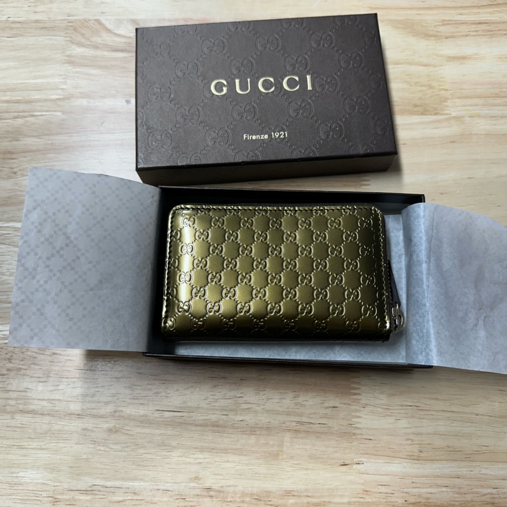 NWT Gucci Patent Leather Guccissima Shine GG Zippy Wallet Metallic 
Green
